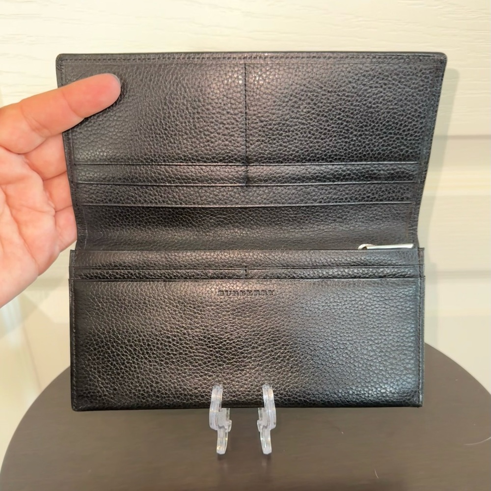 Burberry Novacheck Bifold Wallet – Black Leather – EUC Authentic - Unisex - Picture 8 of 14